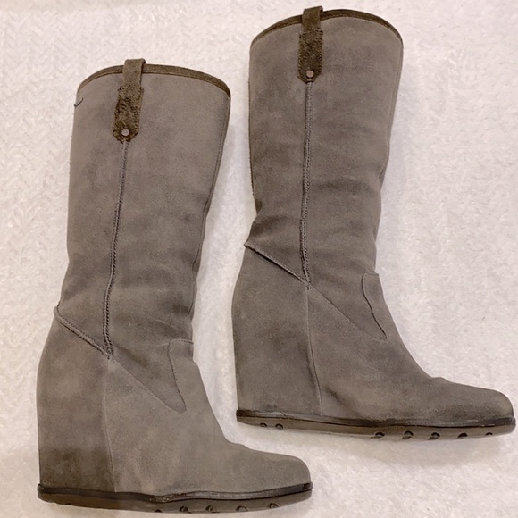 UGG Soleil Shearling Tall Wedge Boot Grey 7 - Picture 3 of 11